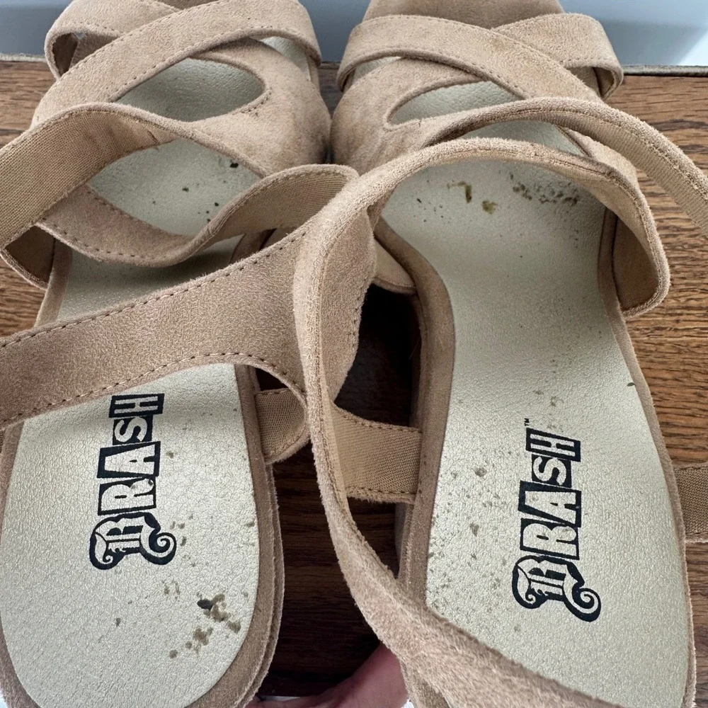 Boho Neutral Tan Faux Suede Platform Wedge Sandals Strappy‎ Resort Ankle Strap 9